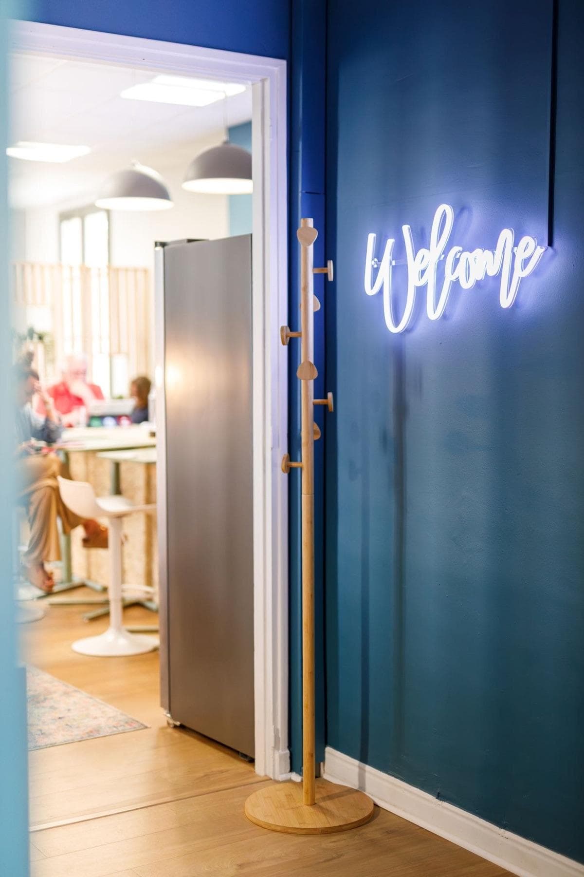 Localisation Les Barques Narbonne Entrée accueillante du coworking Les Barques à Narbonne